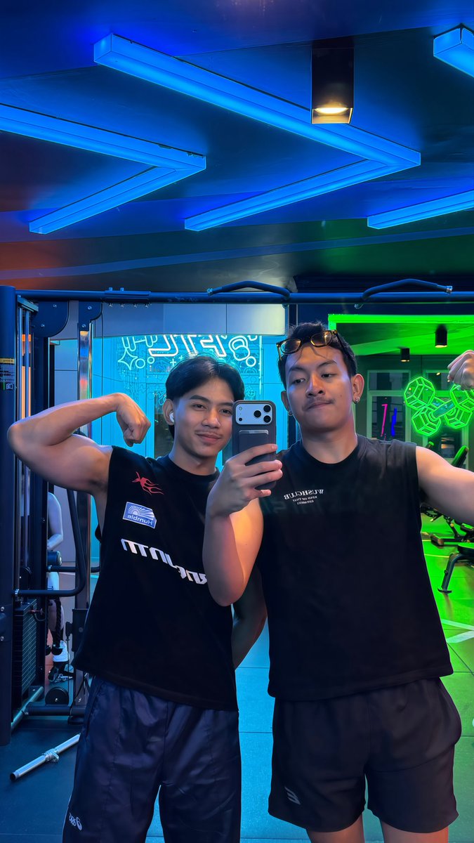 ig:yal.dii tweet media