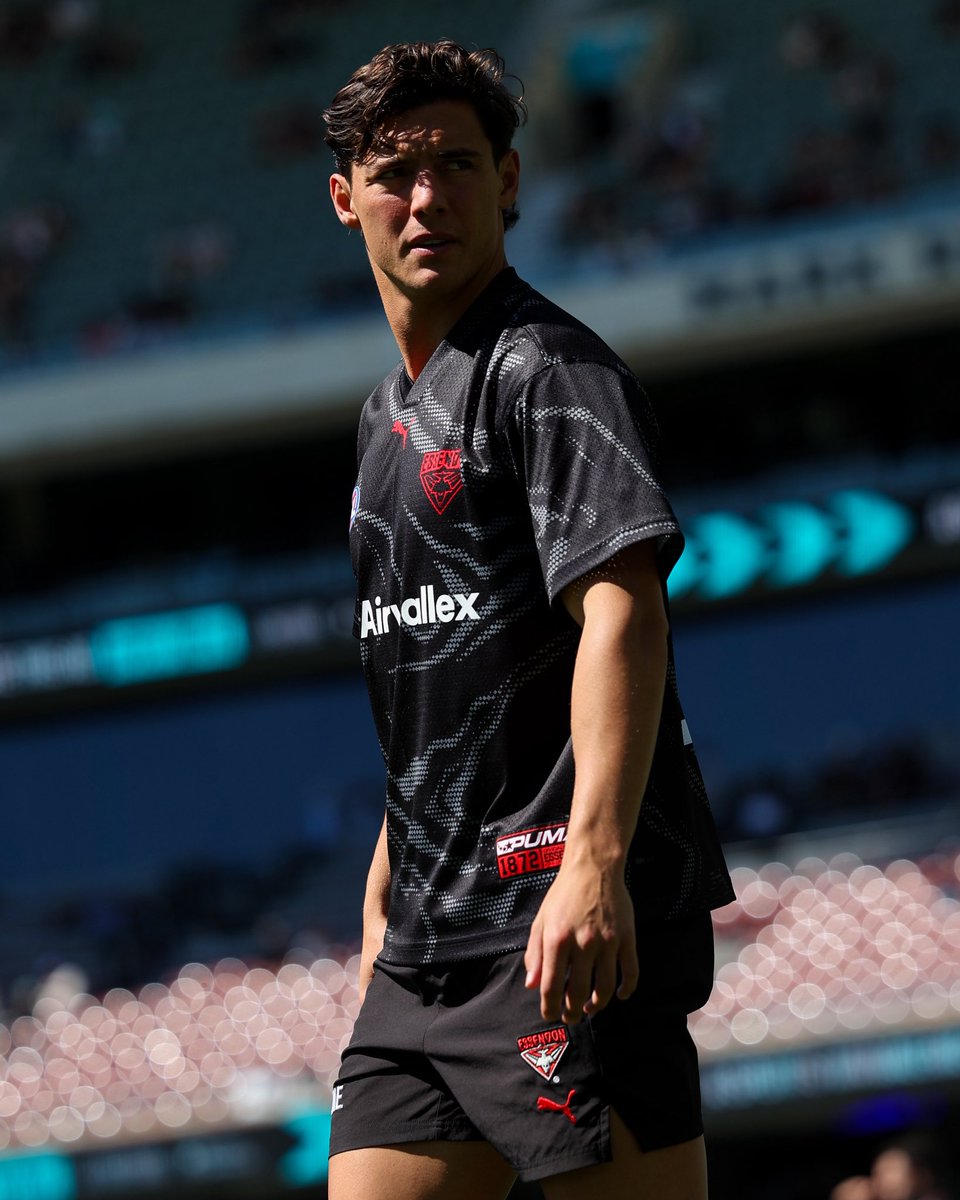 Essendon FC tweet media