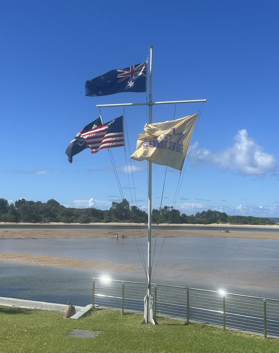 Paul Smith tweet media