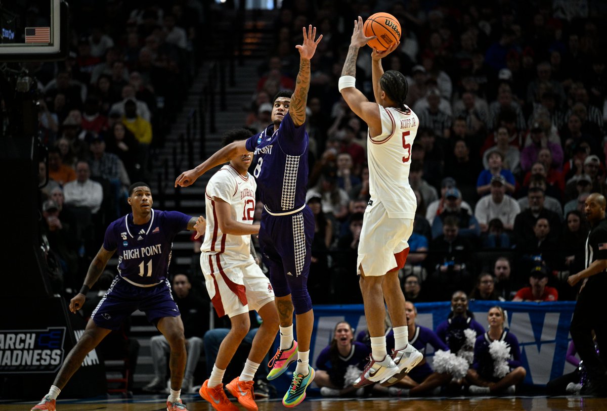 Underdog tweet media