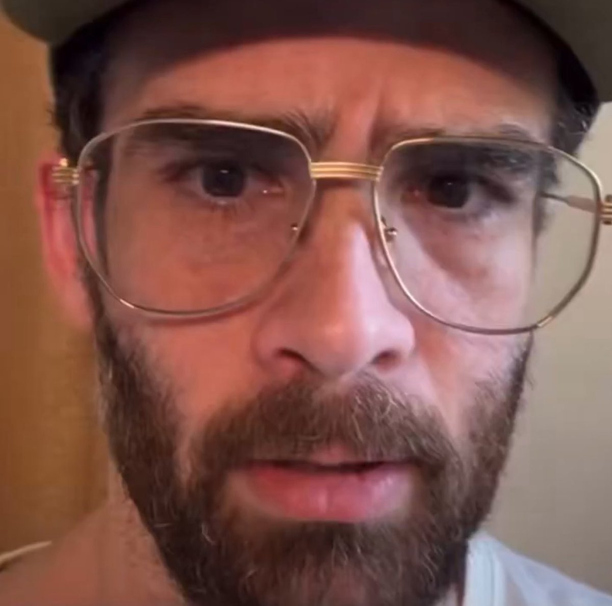 CyberBoy tweet media