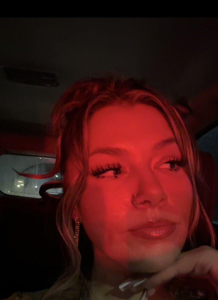 Brieanne 💋 tweet media