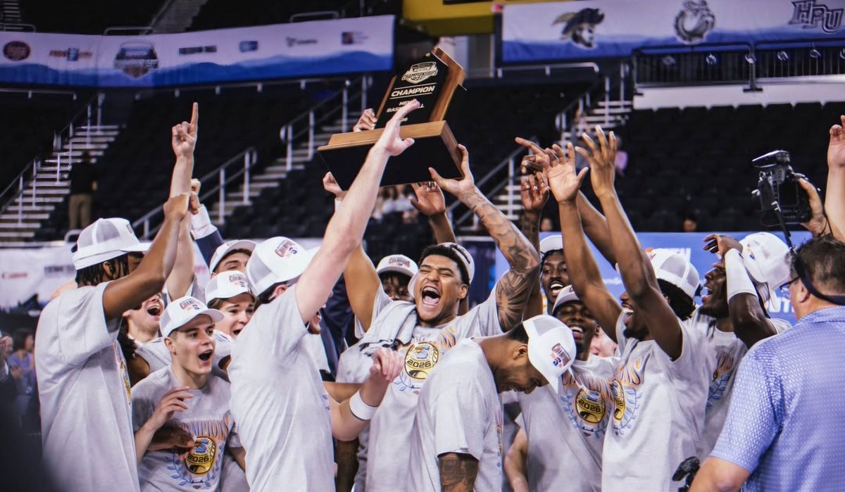 Seth Hodges tweet media