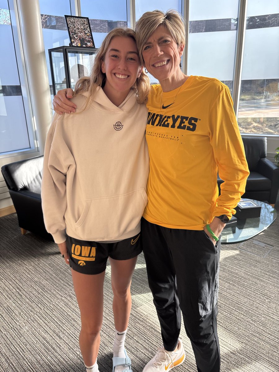 Abby Emmert Stamp tweet media