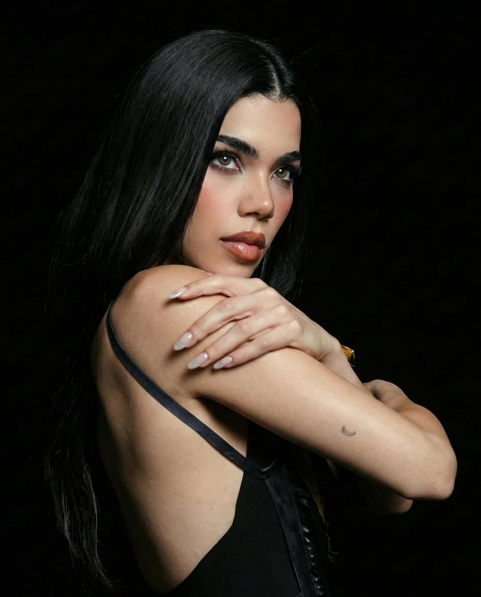 About Kenia Os tweet media