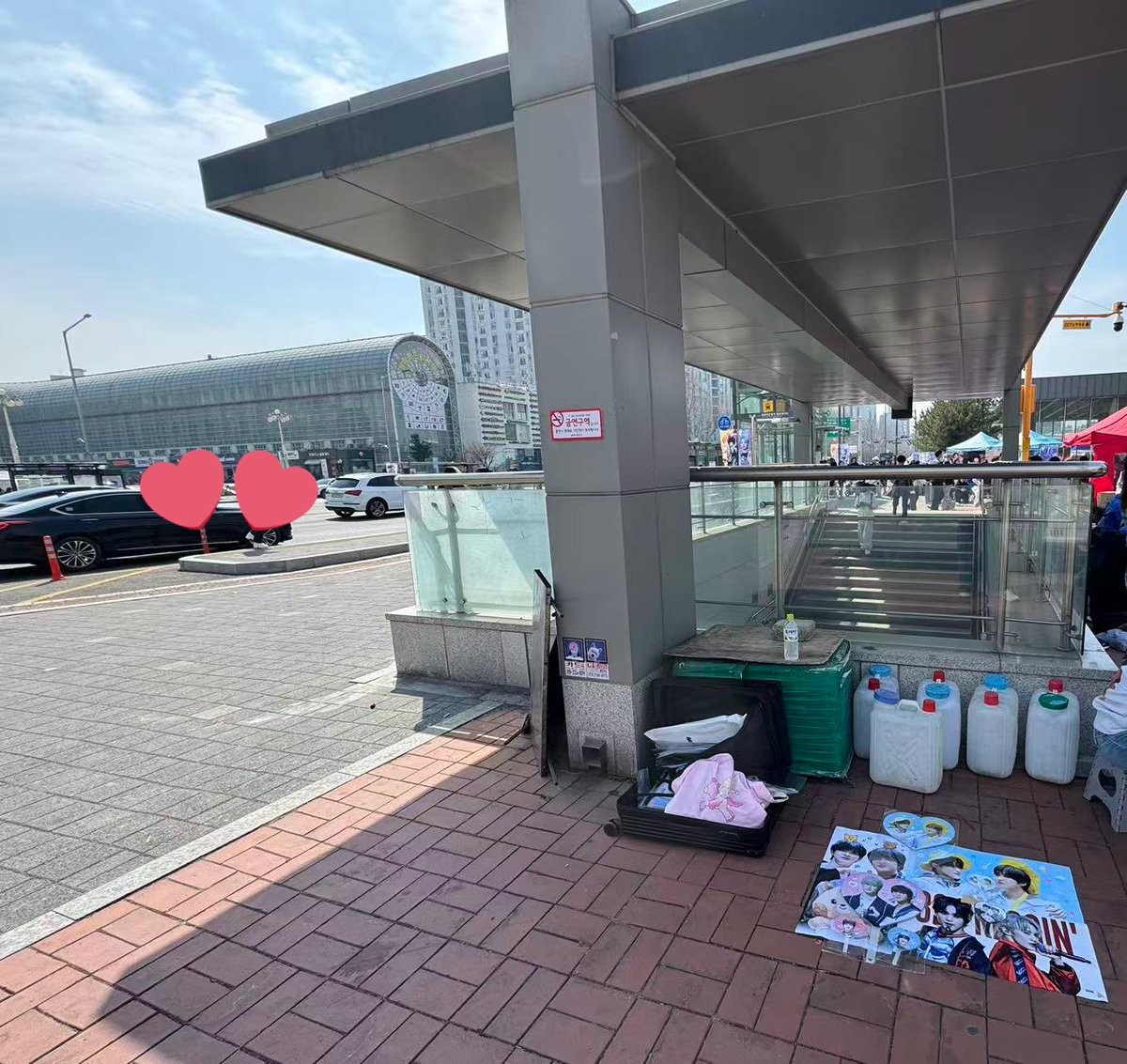 Irreplaceable tweet media