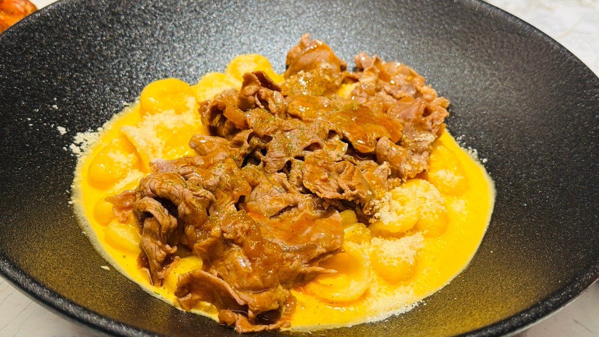 yulicar escovar tweet media