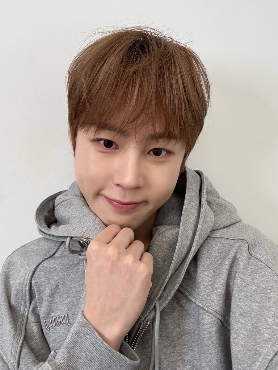 하성운 (HA SUNG WOON) OFFICIAL tweet media