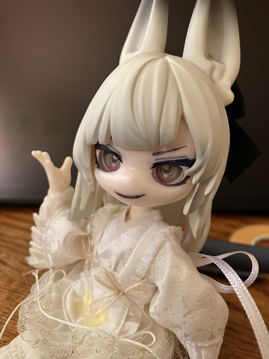 こういう表情の醍醐味は角度によってだいぶ表情が変わる事だ