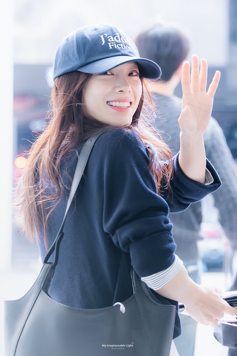 My Irreplaceable Light ✨ tweet media