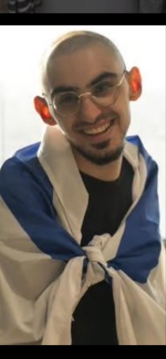 Hangry_Rollins tweet media