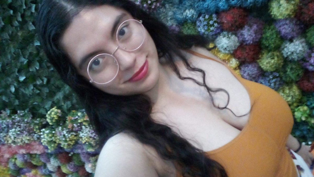 JennO5090's tweet photo. Me gusta la primavera porque todo empieza a florecer 🌼🌺🌷🌹🌼🪻🌻
#SpringBegins #SpringInBloom #spring #FlowerGirl #beaflower #flower #primavera https://t.co/w770kpWnpj