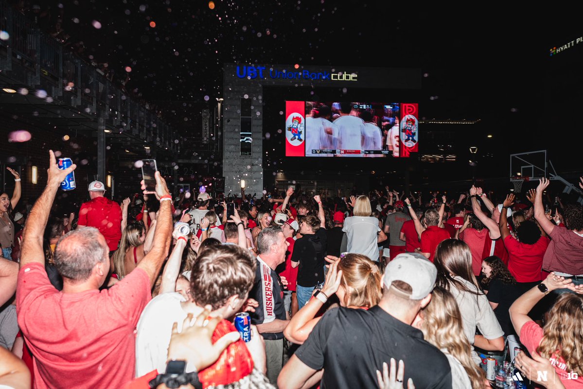 Nebraska Huskers tweet media