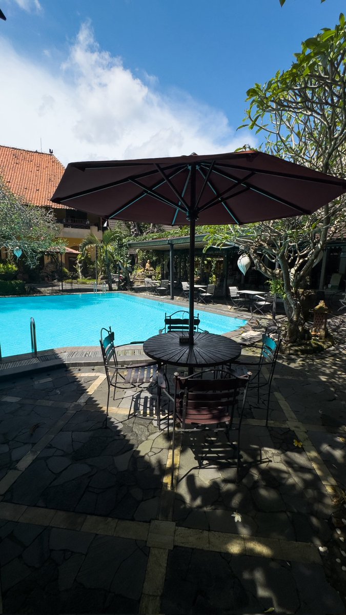 nura ℘ tweet media