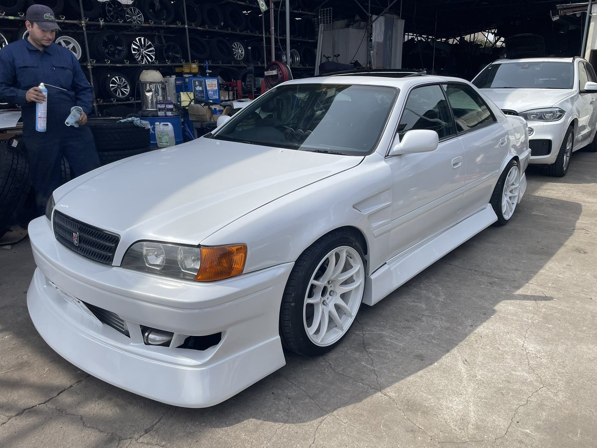 famosacars's tweet photo. 本日の
入庫車両！
純正サンルーフ

クレスタはカーセンサーに
掲載予定

チェイサーはご納車

まだjzx100系
純正サンルーフ
ありますよー https://t.co/Wcbu8gxinU
