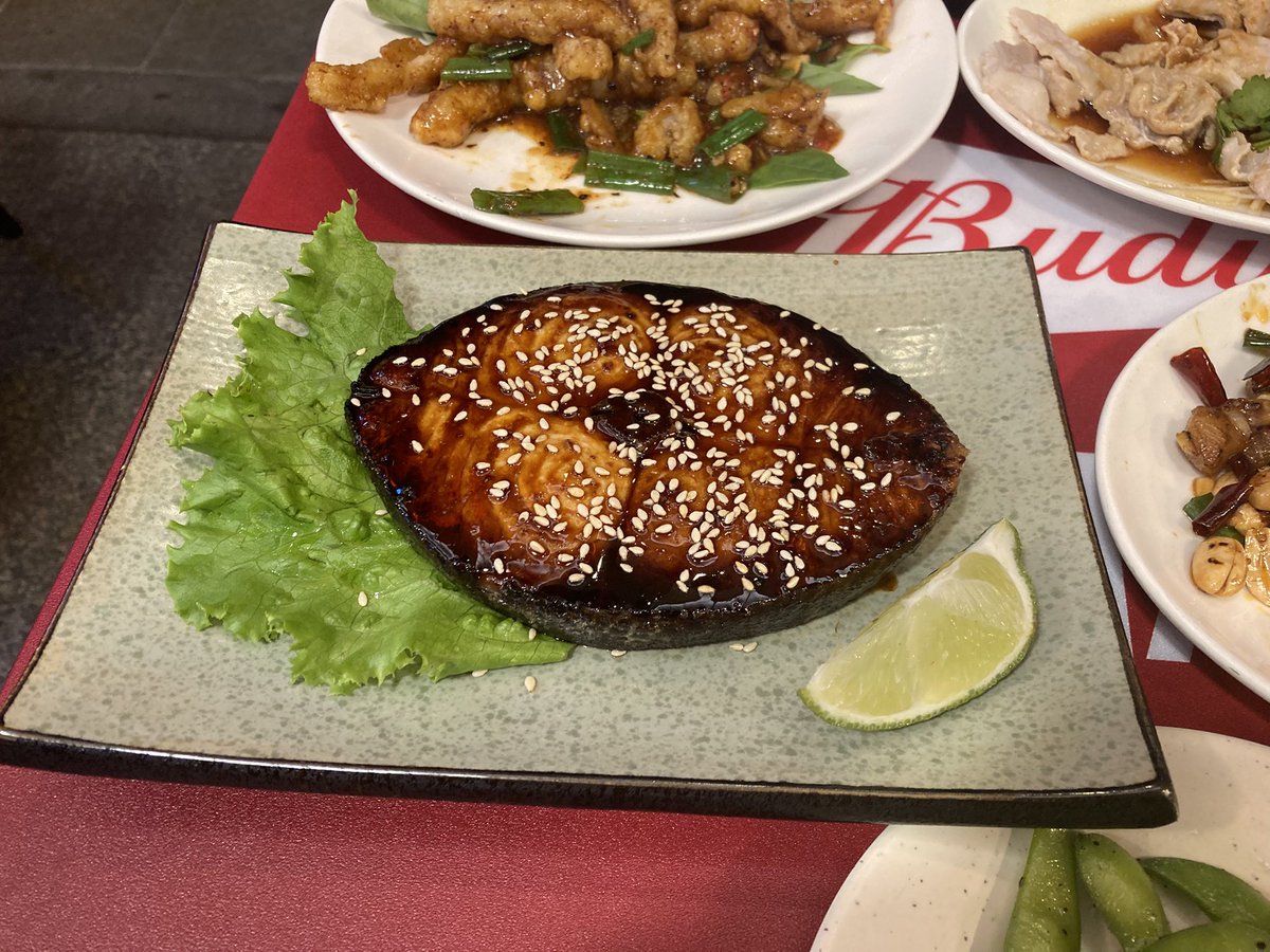 GySgtEdy's tweet photo. 鮮定味生猛海鮮/台北市
宮保鶏丁
蒜泥白肉
麻辣花枝
味噌油魚
孜然羊肉串
18天台灣生啤酒
#鮮定味 https://t.co/pmGxQEMWwf