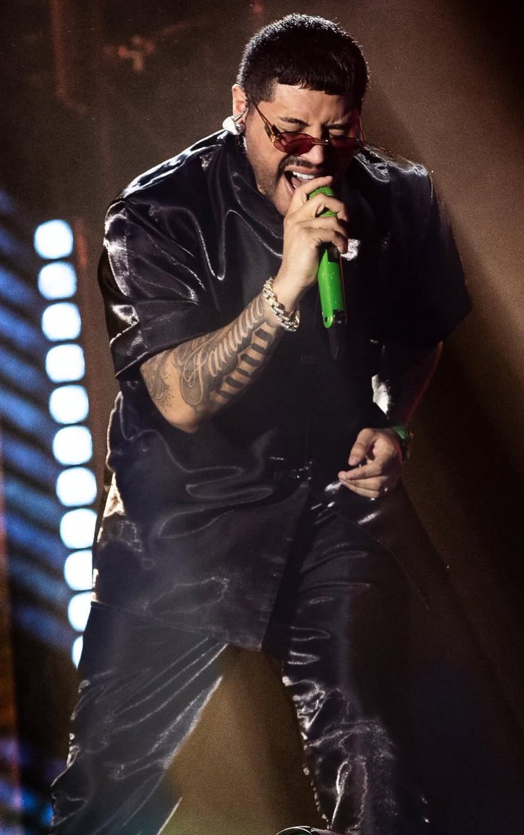 la oreja tweet media