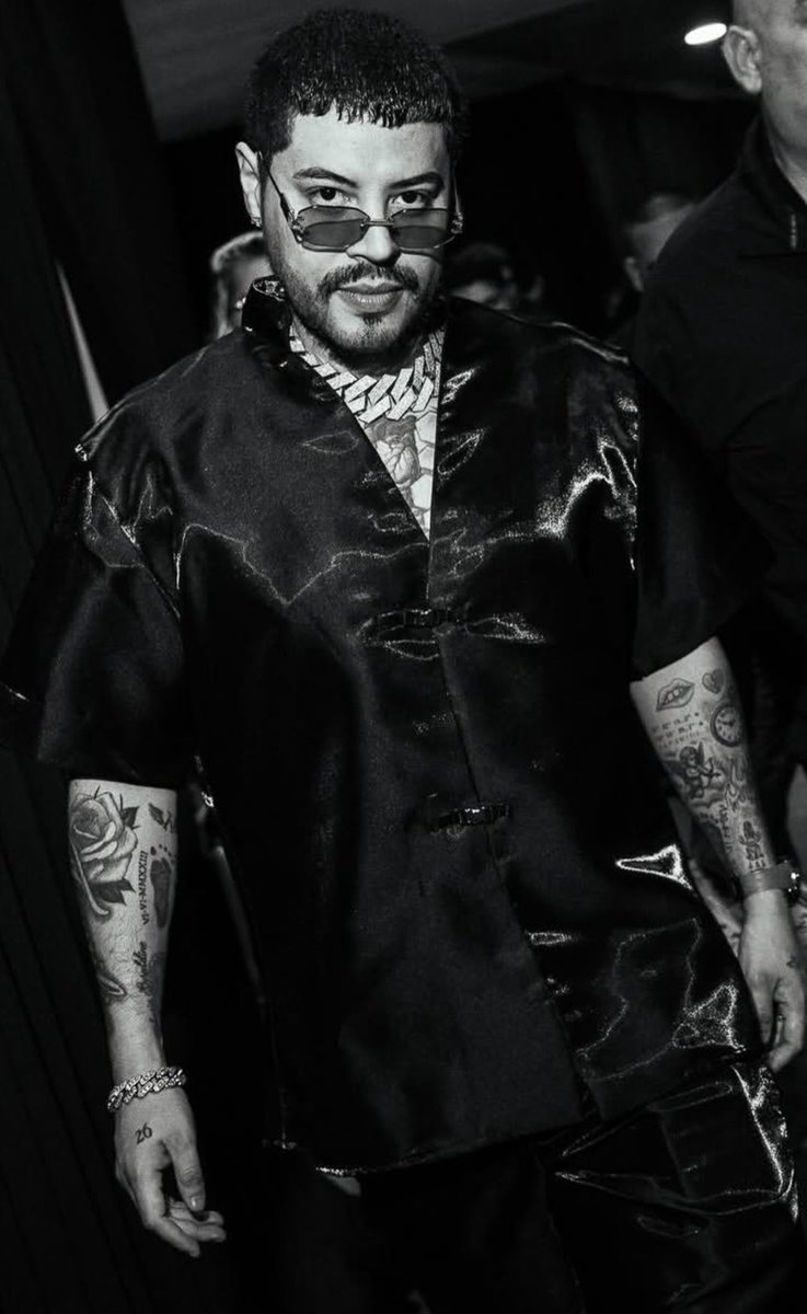 la oreja tweet media