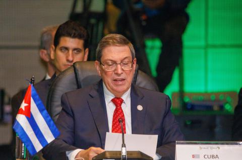 Embajada de Cuba en Colombia tweet media