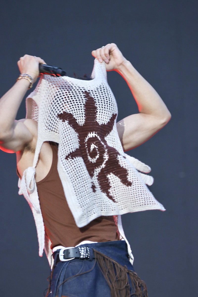 ⋆*₊‧˚ ᴍᴏᴏɴʟᴇᴛss🪐˚‧₊*⋆ tweet media