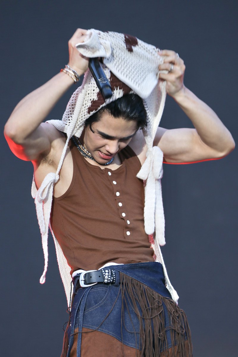 ⋆*₊‧˚ ᴍᴏᴏɴʟᴇᴛss🪐˚‧₊*⋆ tweet media