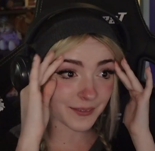 Nosoy (Yukinoshita's version) tweet media