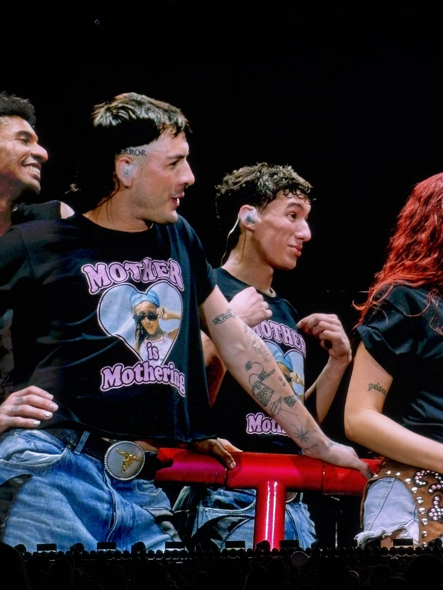 QUE ESTA REMERA ENTRE A FORMAR PARTE DEL MERCH OFICIAL YA