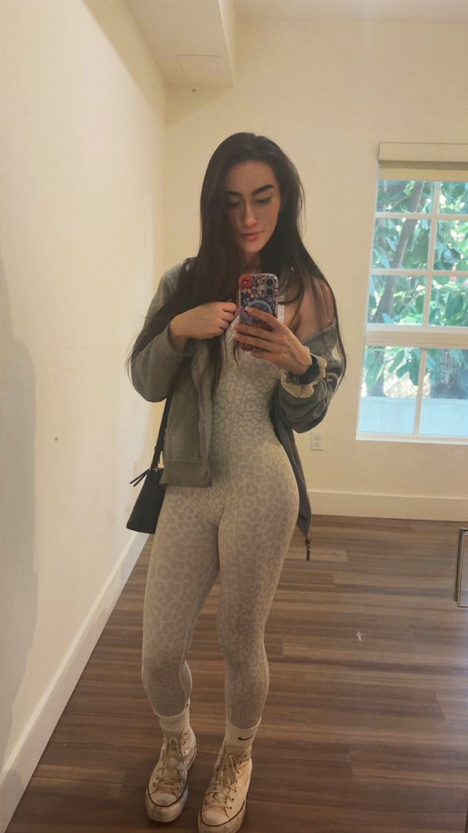 Mistress Kennedy tweet media