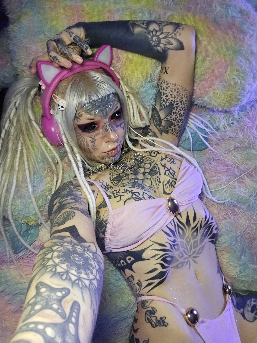 bbysugarpurrr tweet media