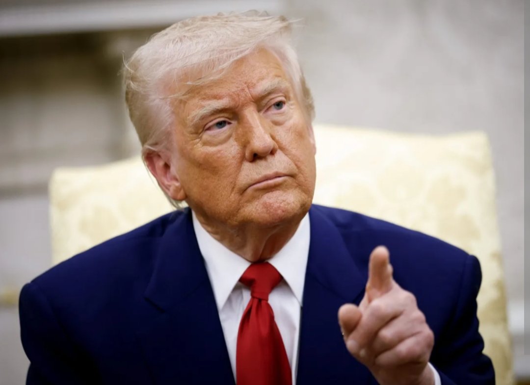 BREAKING 🚨 

आज युद्ध का 23 वां दिन हैं।  अब ईरान भी धमकी का जवाब दे रहा है।

Donald Trump ने धमकी दी कि 48 घंटे में Strait of Hormuz नहीं खुला तो ईरान के पावर प्लांट पर हमला होगा।

ईरान की IRGC ने जवाब दिया कि अगर हमला हुआ तो मिडिल ईस्ट में अमेरिका-इजरायल के ऊर्जा संयंत्र....