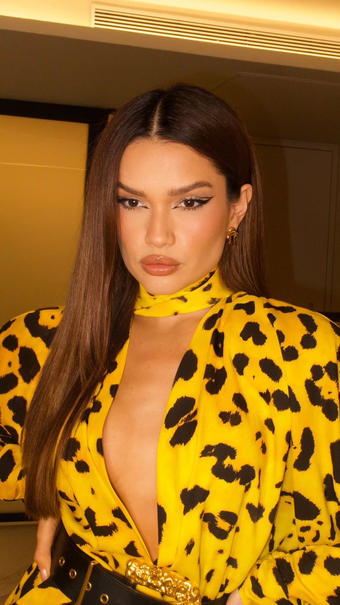 Update Juliette tweet media