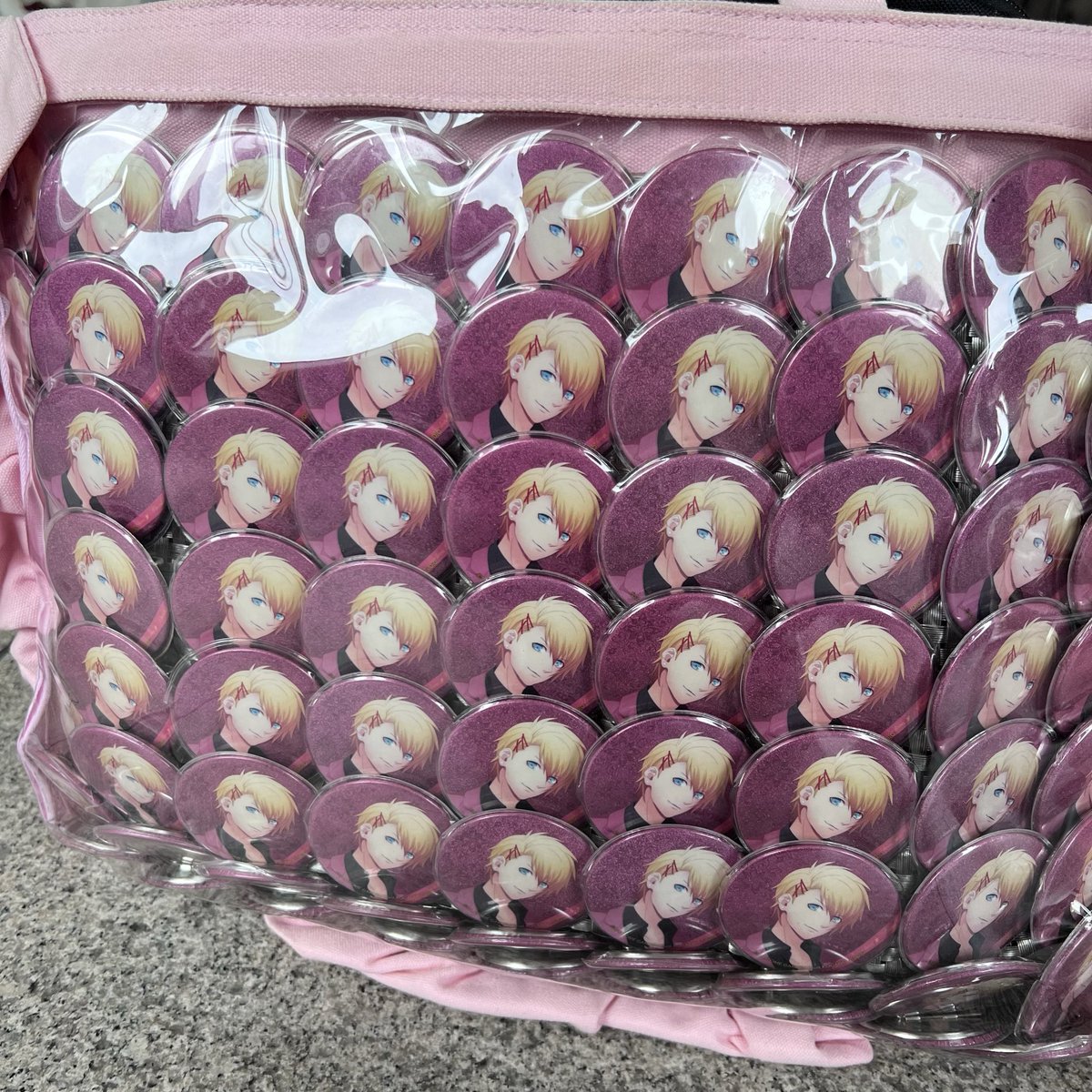 こまち tweet media