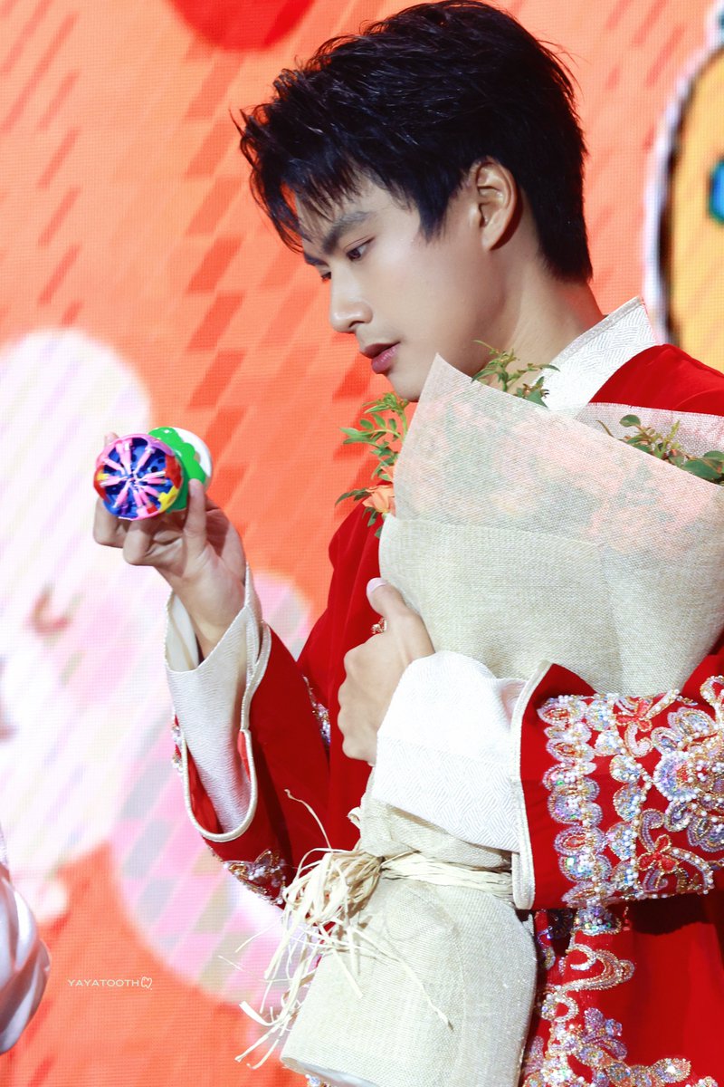 yayatooth0321 tweet media