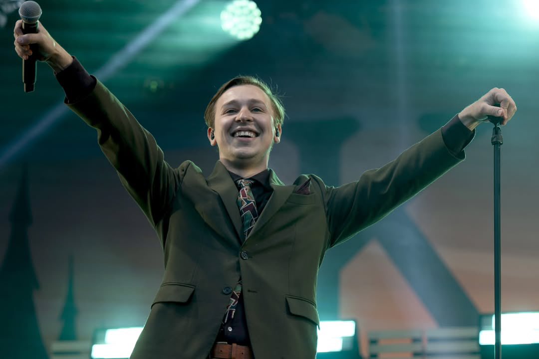 Crow 🫐👖🚢 tweet media