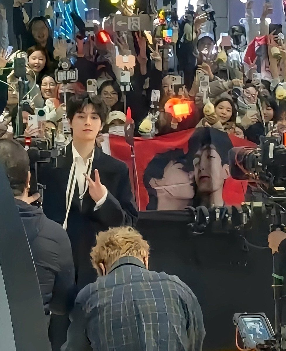 Xuyu's nose boops tweet media