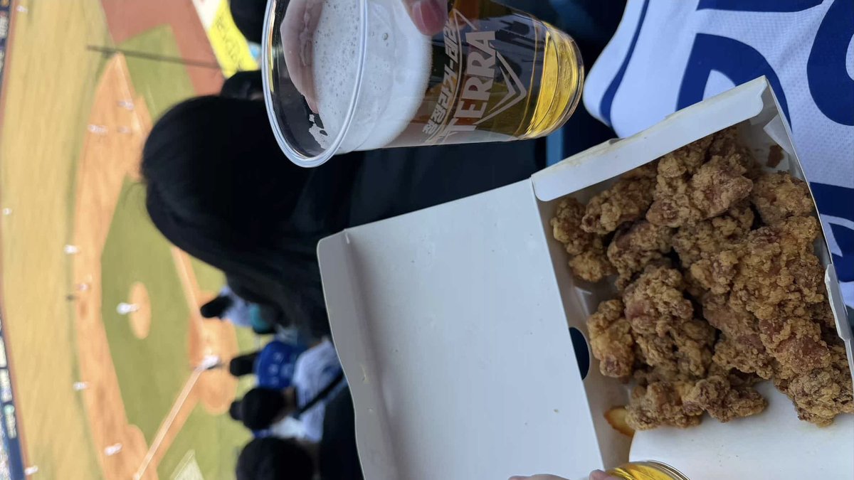 figpieeee's tweet photo. 올해도 야놀하자⚾️⚾️ https://t.co/nw4WRJqtHV