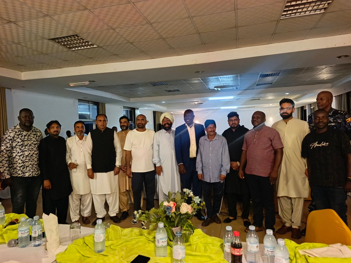 UNITY FM 97.7  LIRA tweet media