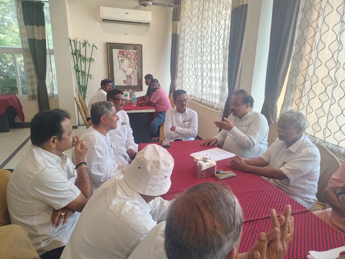 Ballari Tweetz tweet media