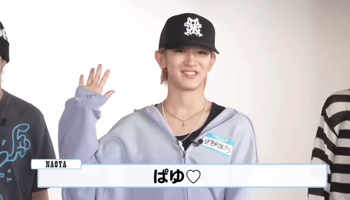 えみる tweet media