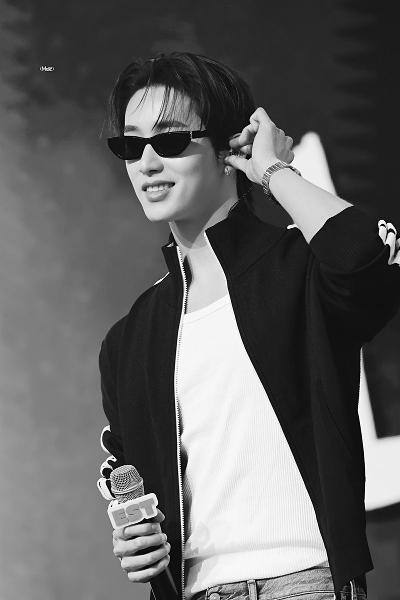 𝑀𝑈𝑆𝐸 tweet media