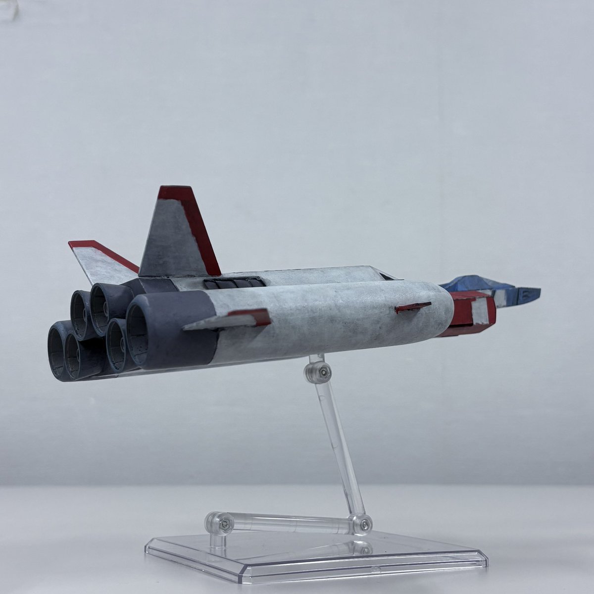 apexest2022's tweet photo. メンバーの作品紹介！

製作者: うっちー
スケール: 1/100
使用キット: 旧キット1/100ガンキャノン(コア・ファイター部のみ使用)
作品名: 1/100コアブースター
コメント:ブースターユニット部はフルスクラッチになっています。 https://t.co/3uUAwmPYDI