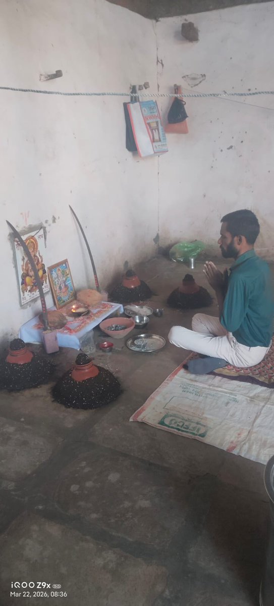 ટેટ ૧ શિક્ષકોની ભરતી ઝડપથી વર્તમાનપત્રમાં પ્રસિદ્ધ થાય અને વય મર્યાદા ઉચ્ચ પ્રાથમિક સમકક્ષ થાય એ માટે માતાજીને પ્રાર્થના કરી. આશા રાખીએ <a href="/Rivaba4BJP/">Rivaba Ravindrasinh Jadeja</a> જી તેમજ <a href="/Bhupendrapbjp/">Bhupendra Patel</a> જીની સરકાર નીતિ વિષયક નિર્ણયો લઈ વય મર્યાદા વધારીને ભરતી જાહેર કરે.
<a href="/drpradyumanvaja/">Dr Pradyuman Vaja</a> <a href="/hdraval93/">Hiren</a>