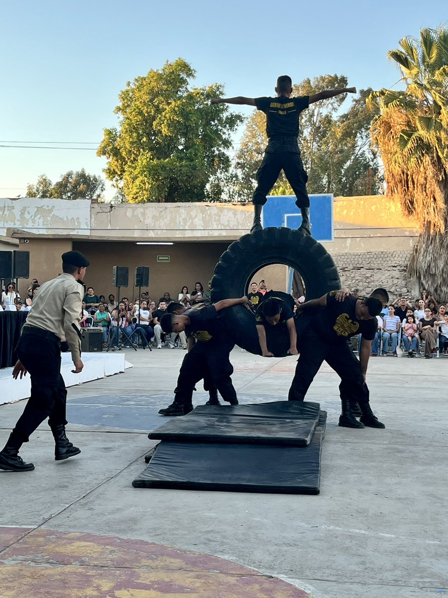 Alejandro Romero tweet media