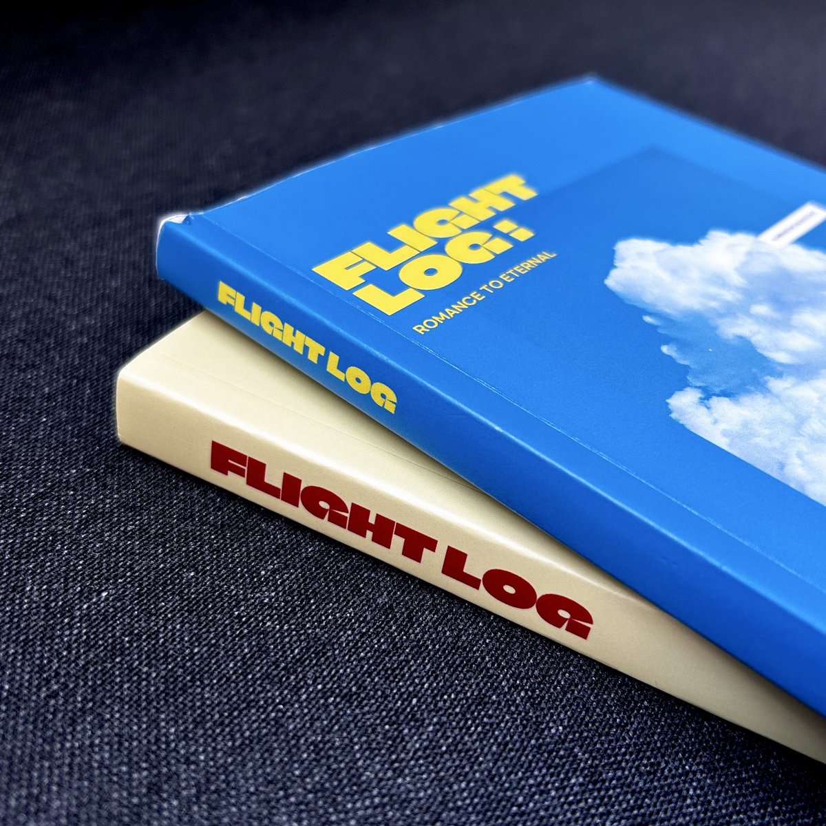 나란히 놓고 보니까 두꺼워지긴 했네….