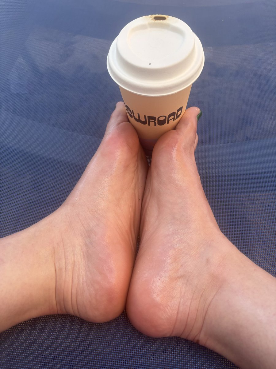 EmeraldToeEmpress tweet media