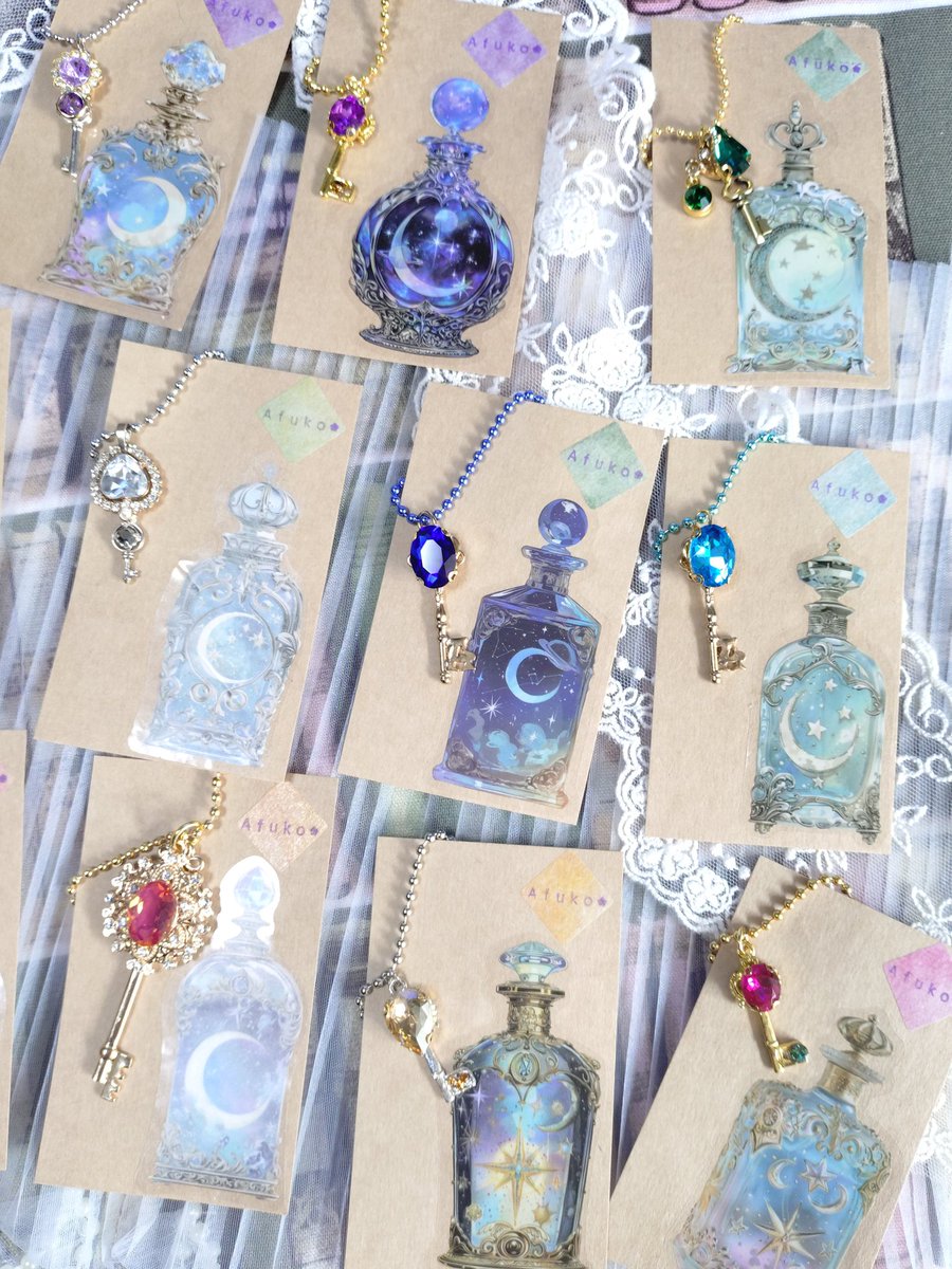 魔法の鍵チャーム🗝️
キラキラで可愛いです✨️