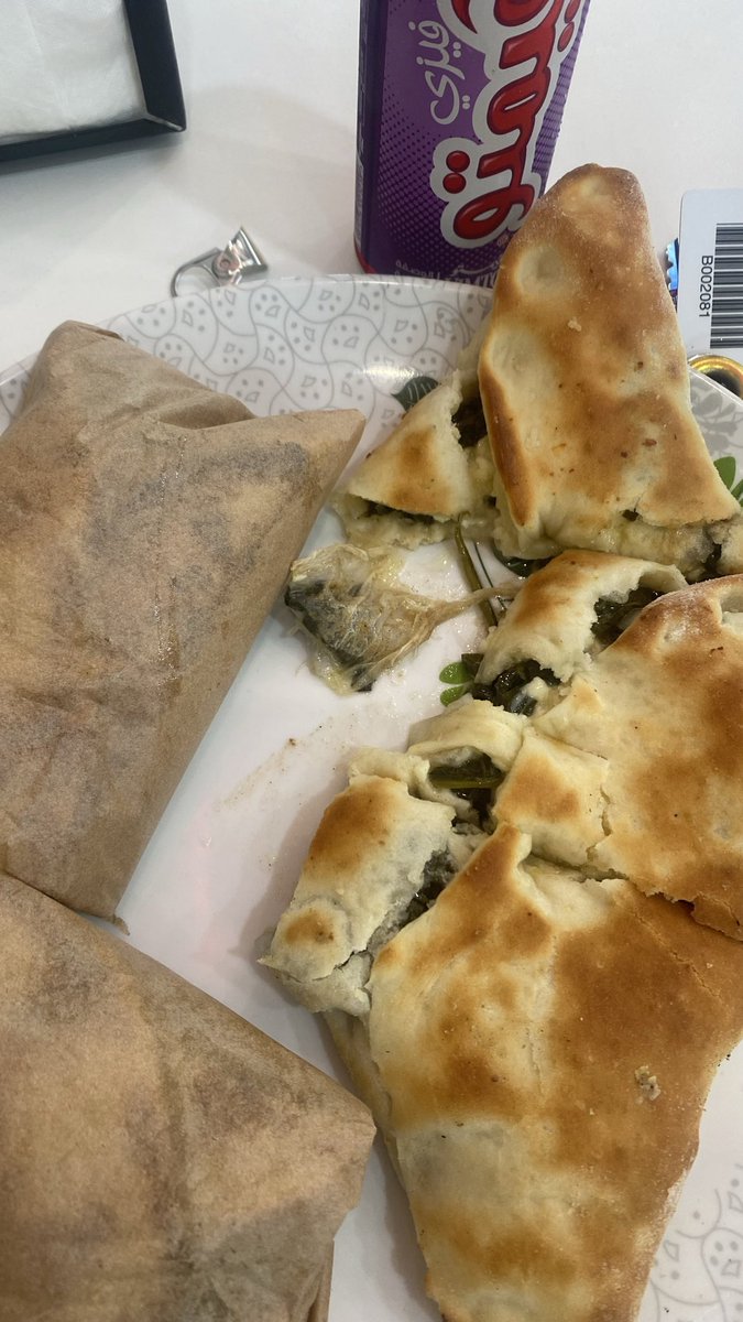 Retchy peanuts tweet media