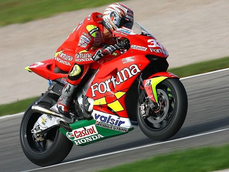 Lambe #RESIN6 tweet media