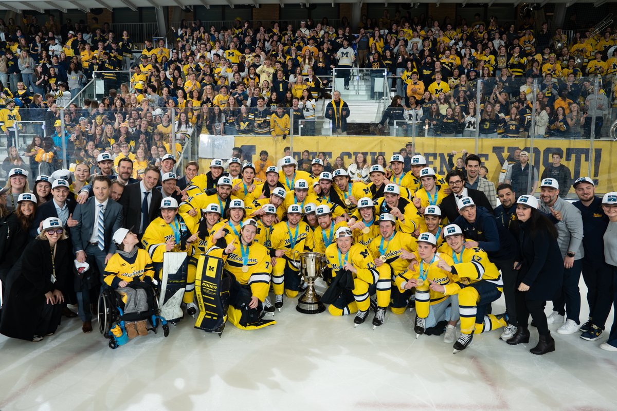 Michigan Hockey tweet media
