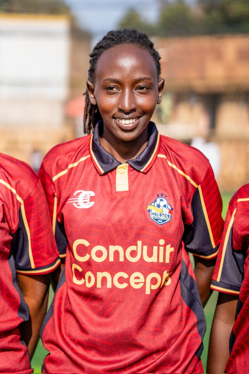 HOLISTICS FC tweet media